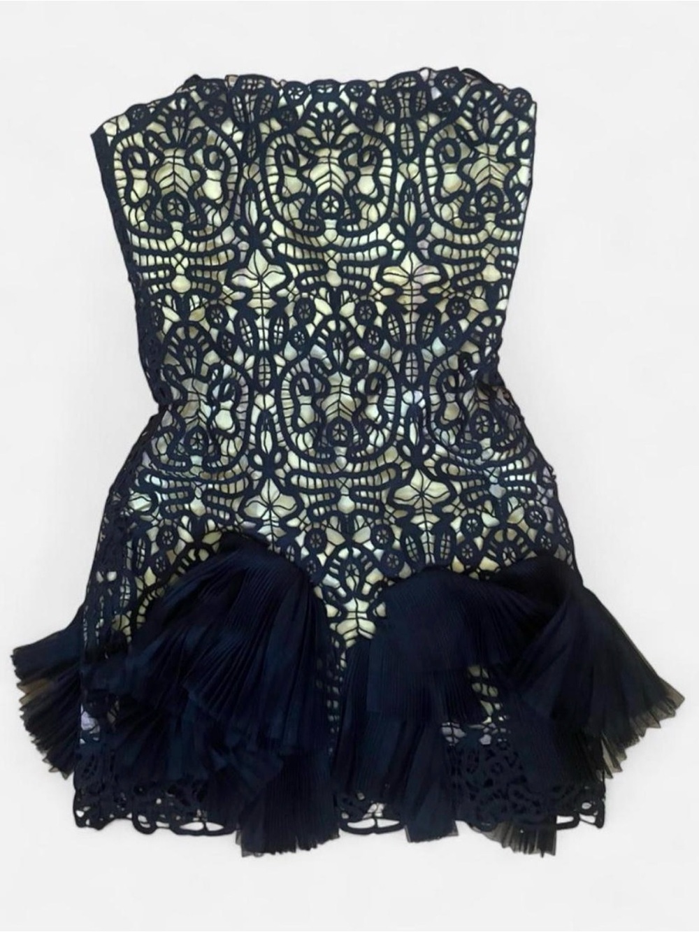 BCBGMAXAZRIA Runway The Hotti Lace Bubble Dress 6